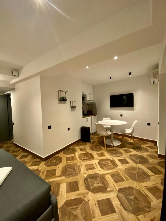 Sunshine Cozy Central Studio Basement Iraklio Exterior foto